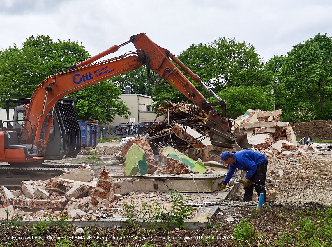 13.05.2022 - Baustelle am Haus für Kinder in Neuperlach